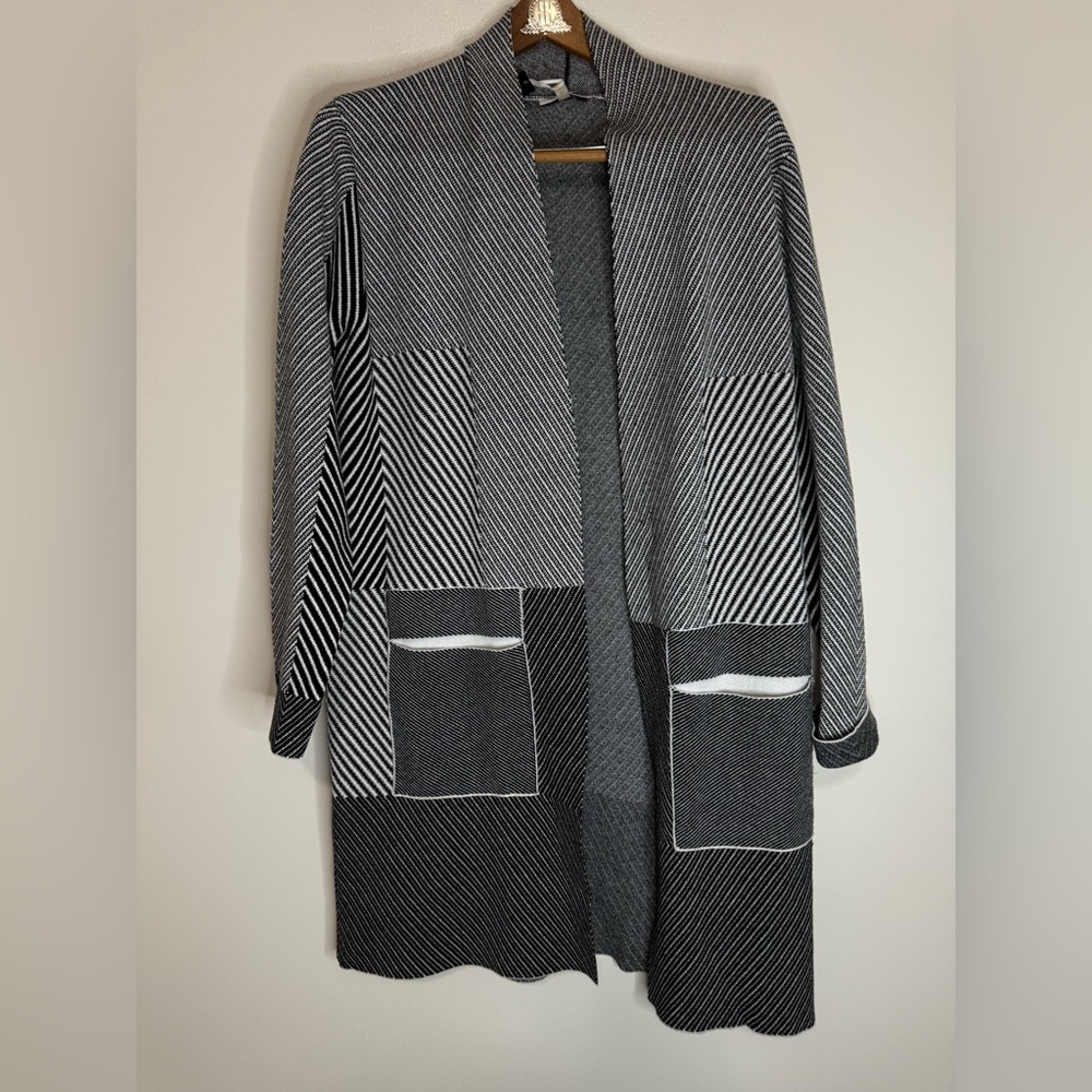 Sioni NWT Open-Front Longline Patch-Pocket Sweater Cardigan Black & White medium